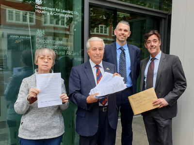 Theresa Smith, Laurence Brass, Miles Ponder and Andy Williams take Hertsmere Lib Dems housing target petition to Michael Gove's office